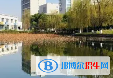 四川管理職業(yè)學院是大專還是中專（四川管理職業(yè)學院）