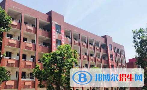 湘鄉(xiāng)市名民中學、振湘中學2022錄取分數(shù)線（2023參考）