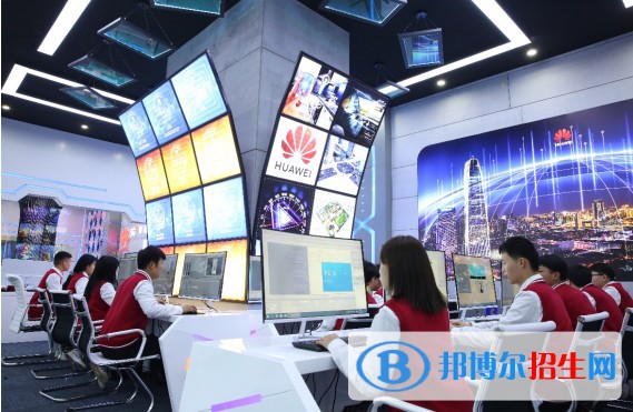 四川2023年計算機(jī)學(xué)校理論包括什么