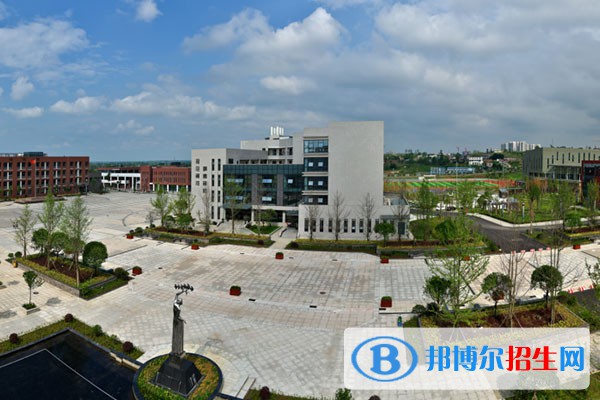 川南幼兒師范高等?？茖W校單招2023年學費是多少