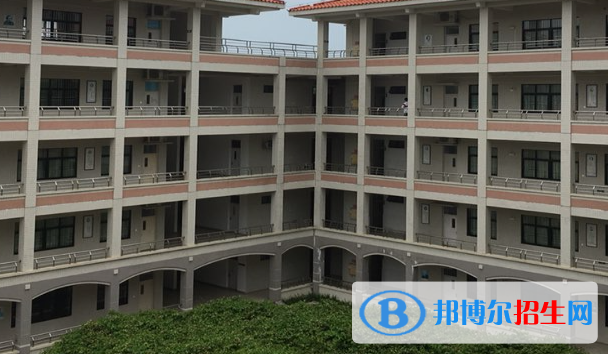 珠海市第一中學(xué)2023年招生簡(jiǎn)章 