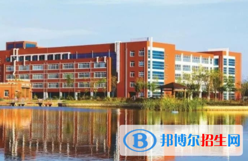 營口理工學(xué)院是不是雙一流大學(xué)嗎？