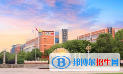 湖南信息學(xué)院是不是雙一流大學(xué)嗎？
