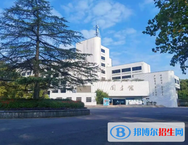 2022中國(guó)水利電力類(lèi)大學(xué)排名(校友會(huì))