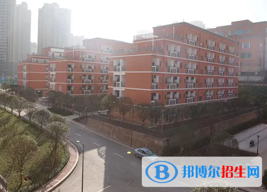 重慶2023年讀中專學(xué)校可以考大學(xué)嗎