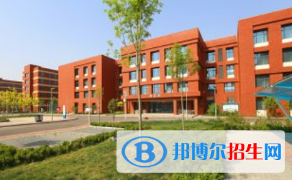 河北2023年讀電子商務(wù)學(xué)校好還是高中好