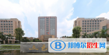 五邑大學(xué)是不是雙一流大學(xué)？
