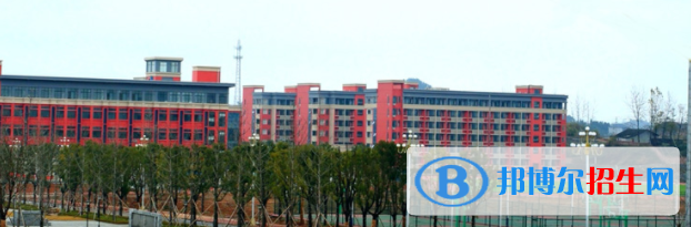 湖南醫(yī)藥學(xué)院是不是雙一流大學(xué)？