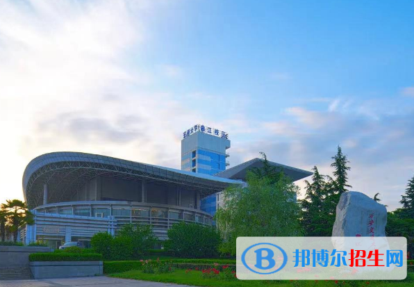 陜西大學排名2022最新排名一覽（軟科+校友會最新版）