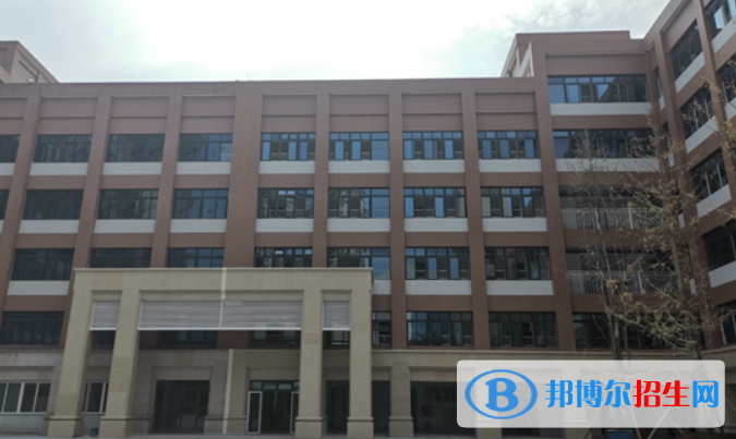 樂山實(shí)驗(yàn)中學(xué)2023年學(xué)費(fèi)、收費(fèi)多少 