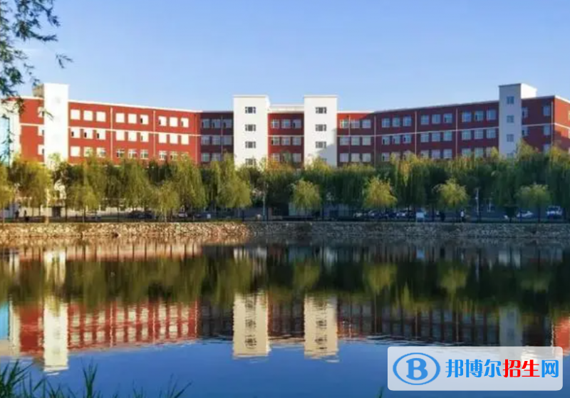 長春科技學(xué)院是不是985大學(xué)？