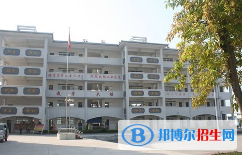 四川2023年哪個計算機學(xué)校就業(yè)最好