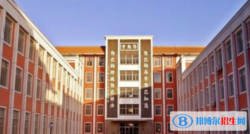 鄭州升達(dá)經(jīng)貿(mào)管理學(xué)院是不是雙一流大學(xué)？