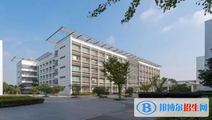 蘇州城市學(xué)院是不是雙一流大學(xué)？