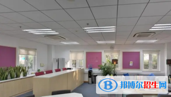 上海不列顛英國(guó)學(xué)校初中部2023年學(xué)費(fèi)標(biāo)準(zhǔn)2