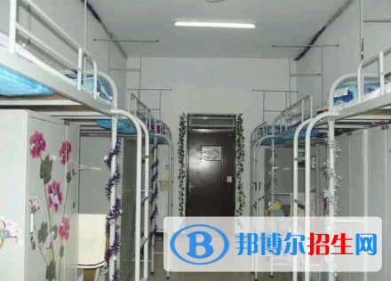 2023年渭南市興華職業(yè)學(xué)校宿舍條件