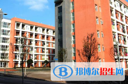 2023四川自貢市高級技工學校招生計劃 招生人數(shù)是多少(附要求、條件、對象)