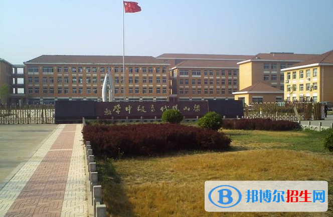 梁山京師華宇高級(jí)中學(xué)2022錄取分?jǐn)?shù)線(xiàn)（2023參考）