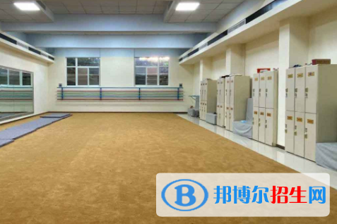 保定藝術學校地址在哪里，哪個地區(qū)，哪個城市?