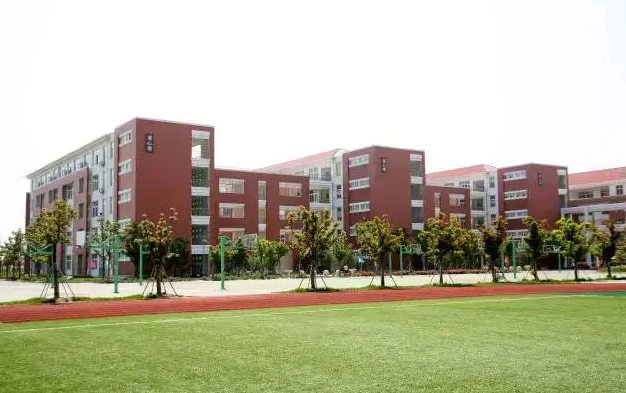 蘇州市相城區(qū)陸慕高級(jí)中學(xué)地址在哪里，哪個(gè)地區(qū)，哪個(gè)城市
