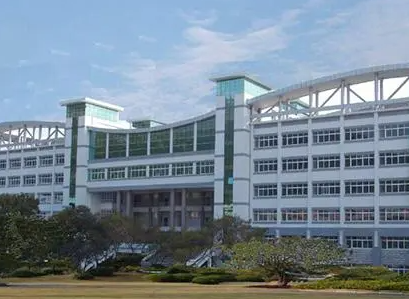 桂林工業(yè)技工學校地址在哪里，哪個地區(qū)，哪個城市?