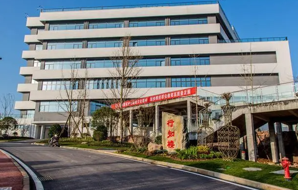 2023瀘州民辦計(jì)算機(jī)學(xué)校有哪些 瀘州民辦計(jì)算機(jī)學(xué)校名單一覽表