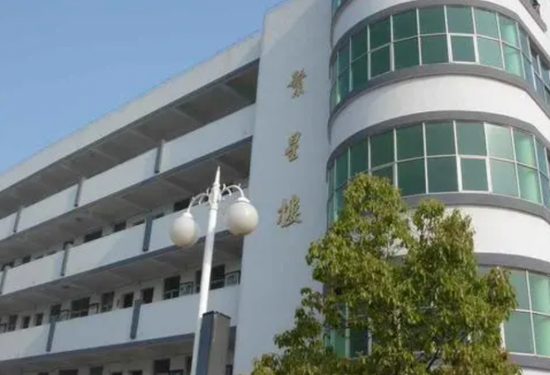 2023江蘇省六合高級(jí)中學(xué)招生計(jì)劃 招生人數(shù)是多少(附要求、條件、對(duì)象)