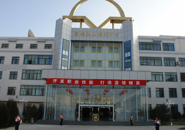 2023酒泉民辦廣告設(shè)計(jì)學(xué)校有哪些 酒泉民辦廣告設(shè)計(jì)學(xué)校名單一覽表