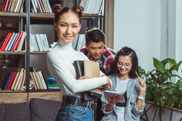 畢節(jié)開設計算機應用專業(yè)的職業(yè)學校名單一覽表