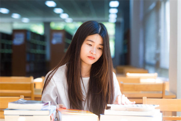 南充外國(guó)語(yǔ)中等專業(yè)學(xué)校商務(wù)俄語(yǔ)專業(yè)介紹