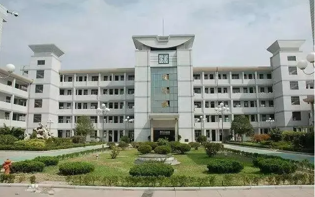 江蘇省啟東中學(xué)怎么樣、好不好