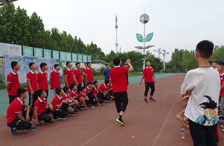 德州皇明太陽(yáng)能職業(yè)中等專(zhuān)業(yè)學(xué)校網(wǎng)站網(wǎng)址主頁(yè)