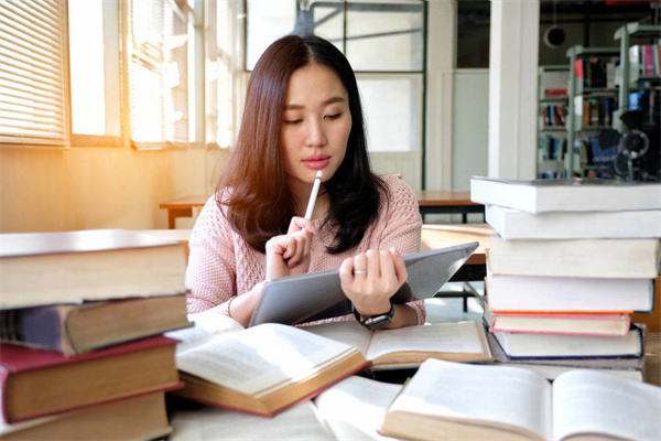仙桃新亞電腦中等職業(yè)學(xué)校計(jì)算機(jī)平面設(shè)計(jì)專(zhuān)業(yè)介紹
