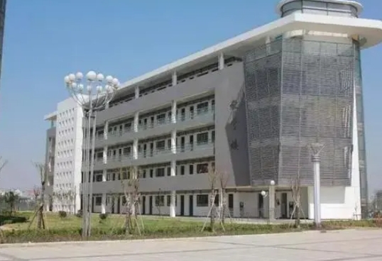安慶樅川經(jīng)濟技術(shù)學校地址，乘車路線