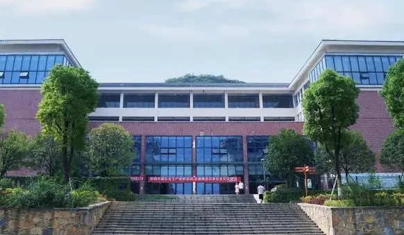 2024貴陽(yáng)康養(yǎng)職業(yè)大學(xué)重點(diǎn)特色專業(yè)匯總表