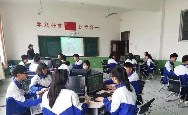 廣東2024年現(xiàn)在上中專學(xué)校什么專業(yè)好