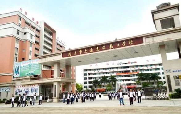 廣東2024年沒(méi)初中畢業(yè)能上中專(zhuān)學(xué)校