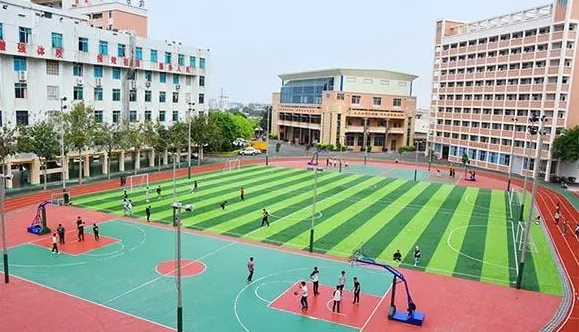 廣東2024年上中專學(xué)校要不要分?jǐn)?shù)