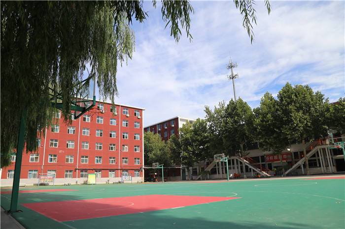 貴州2024鐵路讀中專學(xué)校需要什么條件