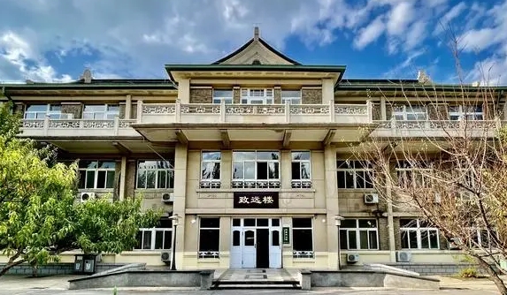 天津醫(yī)學高等專科學校評價怎么樣,學校好不好