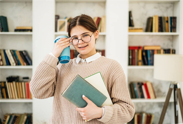 報名寒假單招補(bǔ)習(xí)班有必要嗎？有什么優(yōu)缺點(diǎn)？