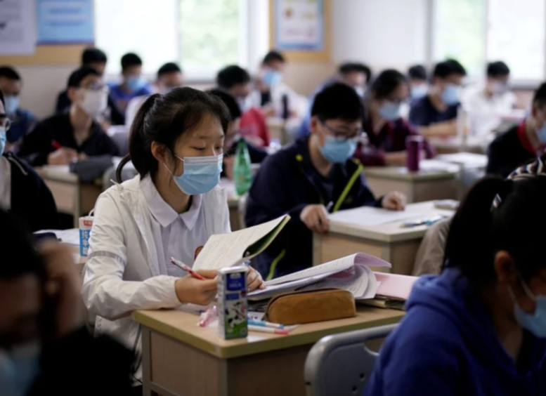 2024年高三一?？荚嚂r(shí)間具體時(shí)間是幾月？高三一?？荚囋鯓犹嵘? width=