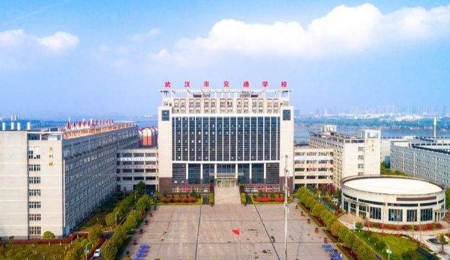 湖北2024年初中生上鐵路學(xué)校好嗎