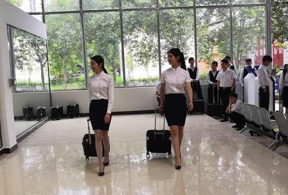 湖北2024年女生讀鐵路學校怎么樣