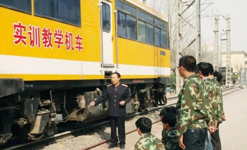 湖北2024年鐵路學(xué)校有哪些專業(yè)可以學(xué)