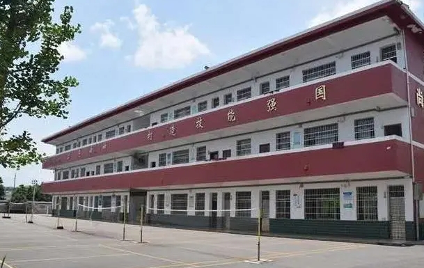 湖南2024年女生讀什么鐵路學校好