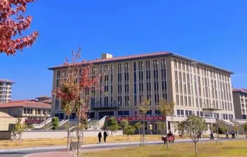 江西工商職業(yè)技術(shù)學(xué)院藝術(shù)類學(xué)費(fèi)（2024）