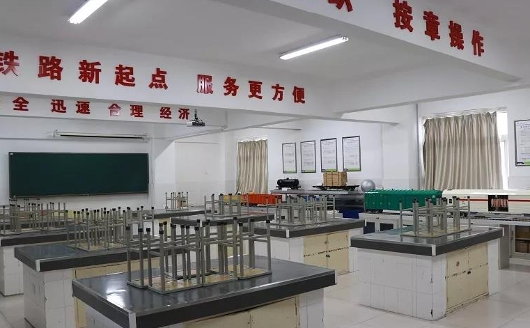 廣東2024年鐵路學校和中專有哪些區(qū)別