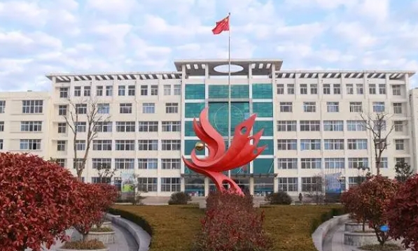 攜手共創(chuàng)，共育未來 ——第三屆家長委員會(huì)成立會(huì)議暨第一次全體會(huì)議圓滿舉行
