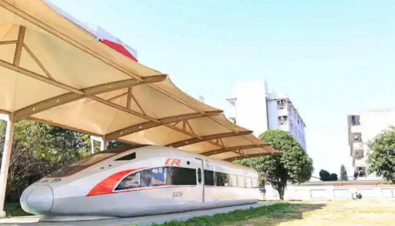 廣西2024年女生學鐵路學校有前途嗎